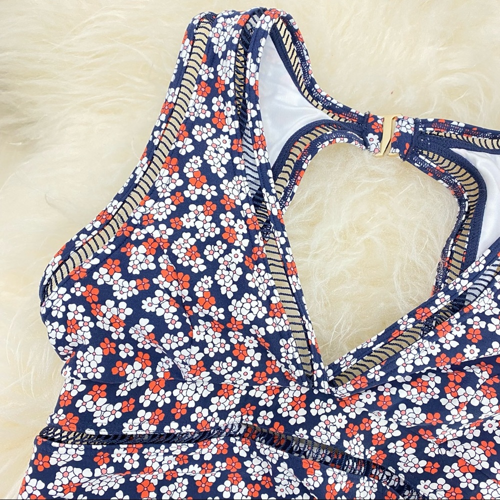 Michael Michael Kors sexy V neck floral swimsuit one piece Sz 8